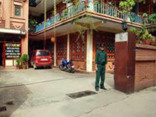 Lai Lai * Kathmandu
