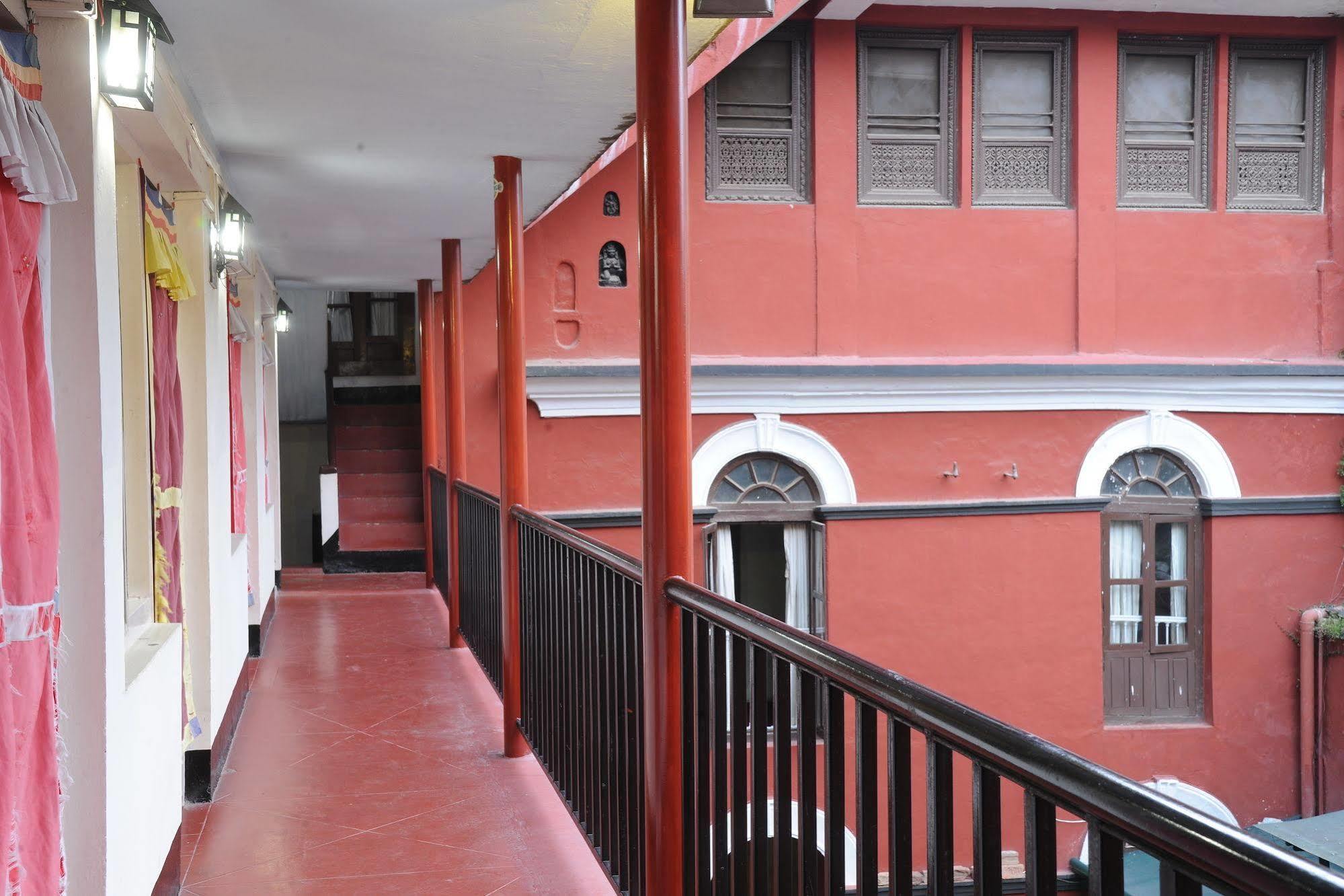 Himalaya Yoga Hotel 3*