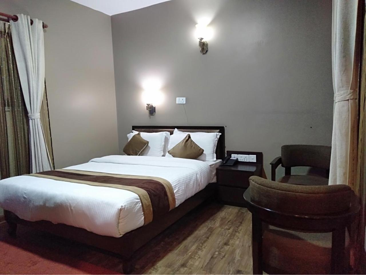 Serling Hotel 3*