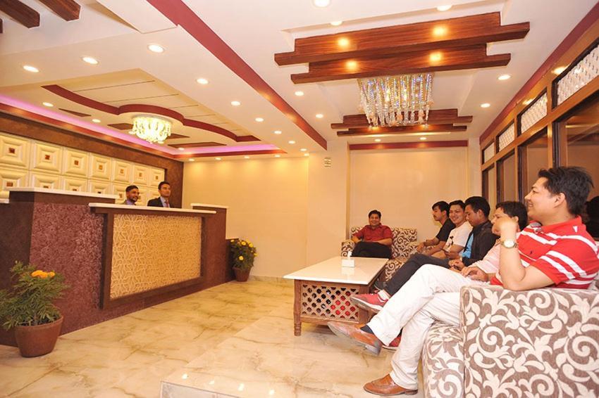 Hotel Arati *