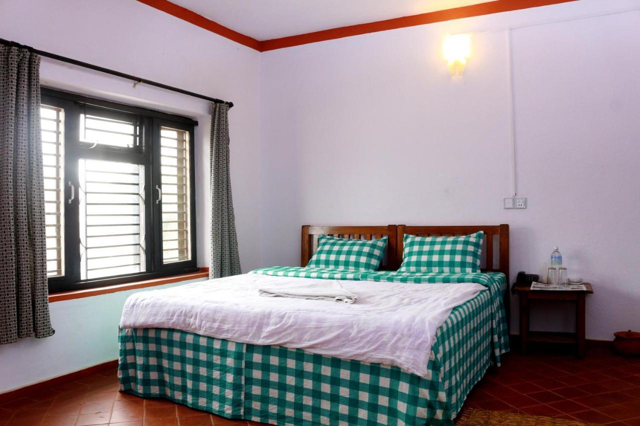Hotel Bravo 2*