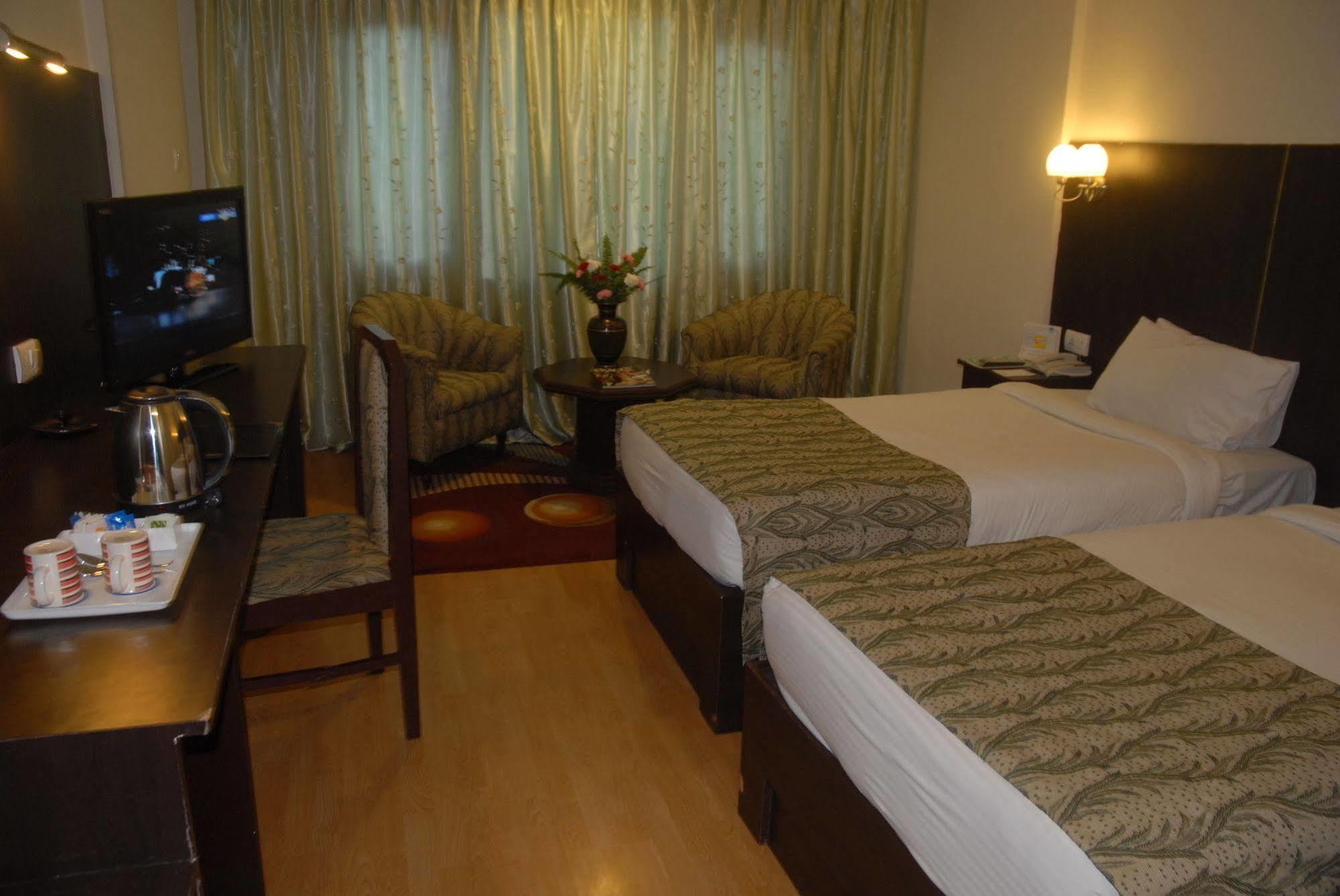 Hotel Vaishali 4*