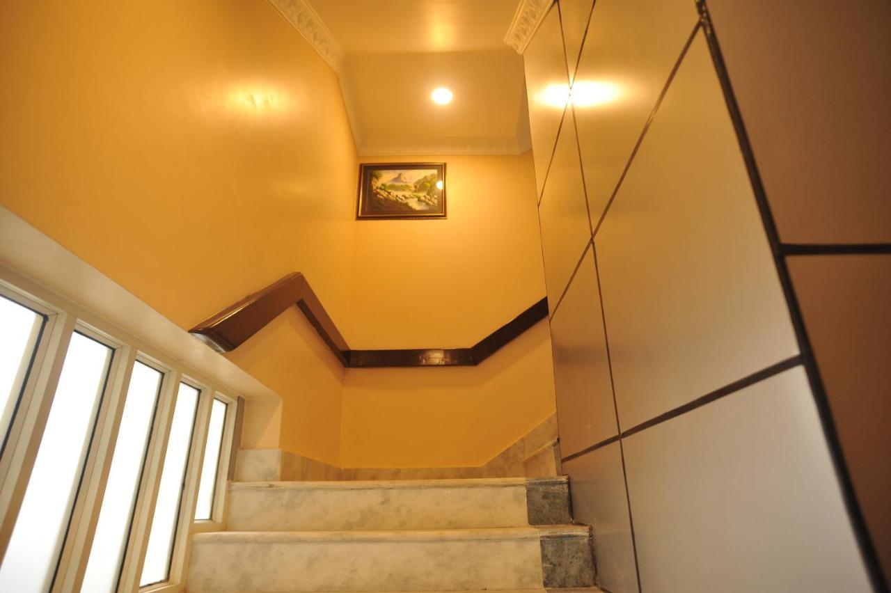 Hotel Arati *