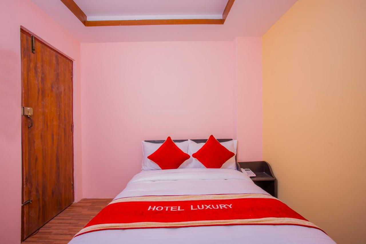 Hotel Oyo 303 Luxury