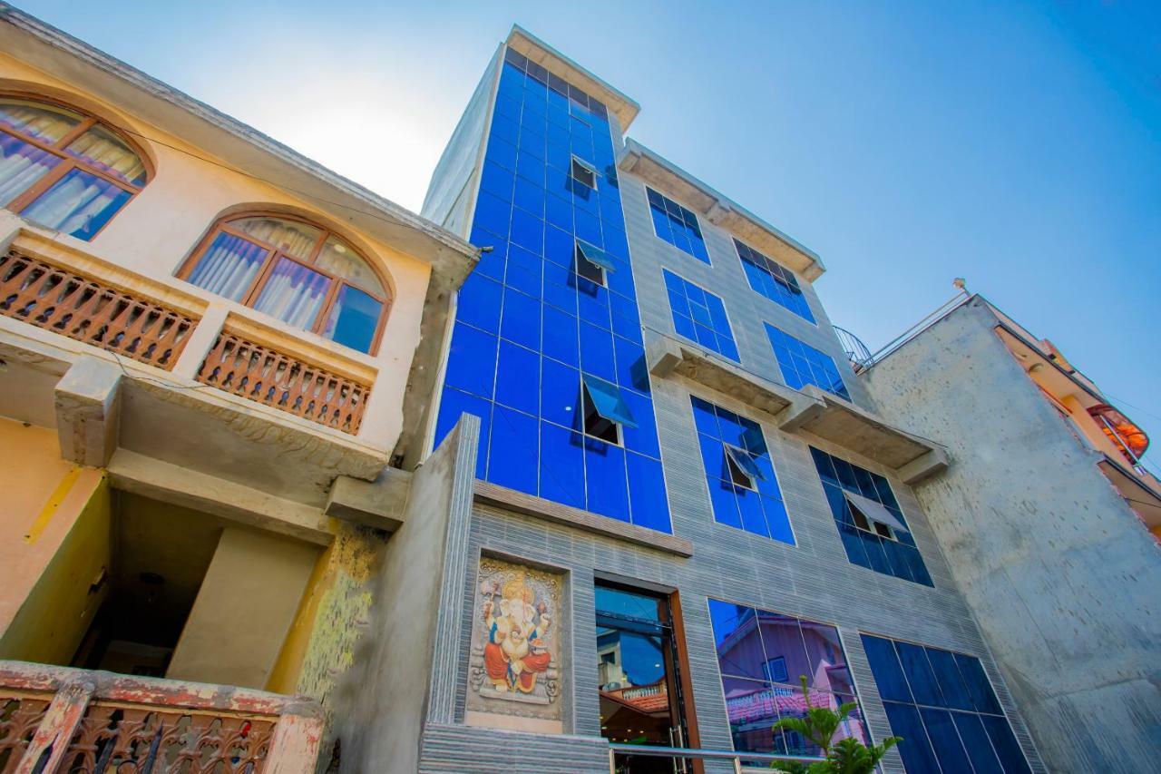 Hotel Oyo 303 Luxury Kathmandu
