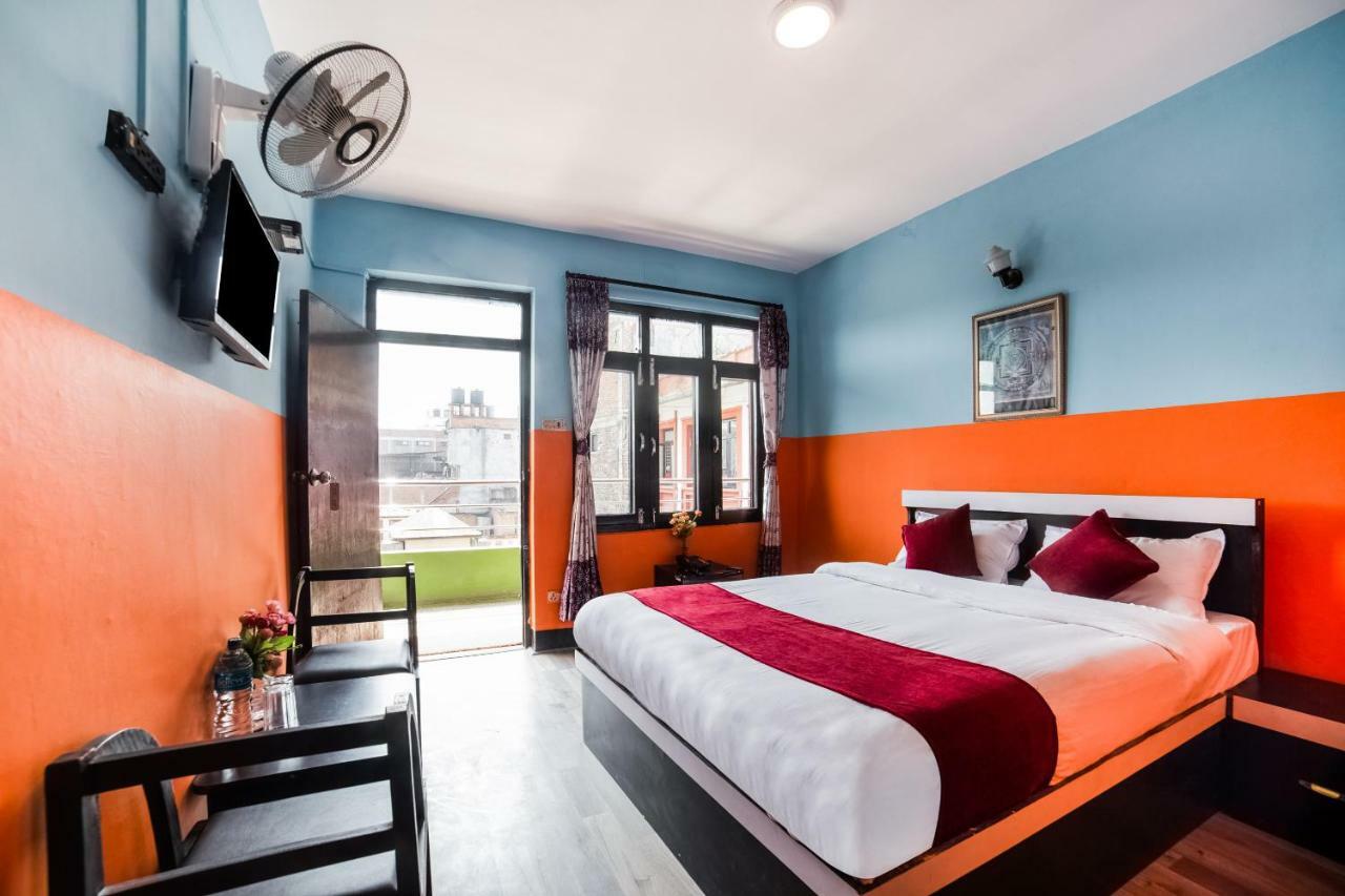 Hotel Kuti - *