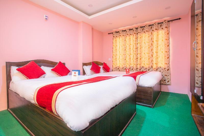 Oyo 137 Pranisha Hotel 2*