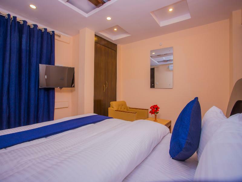 Hotel Oyo 264 Antique Kutty 3*