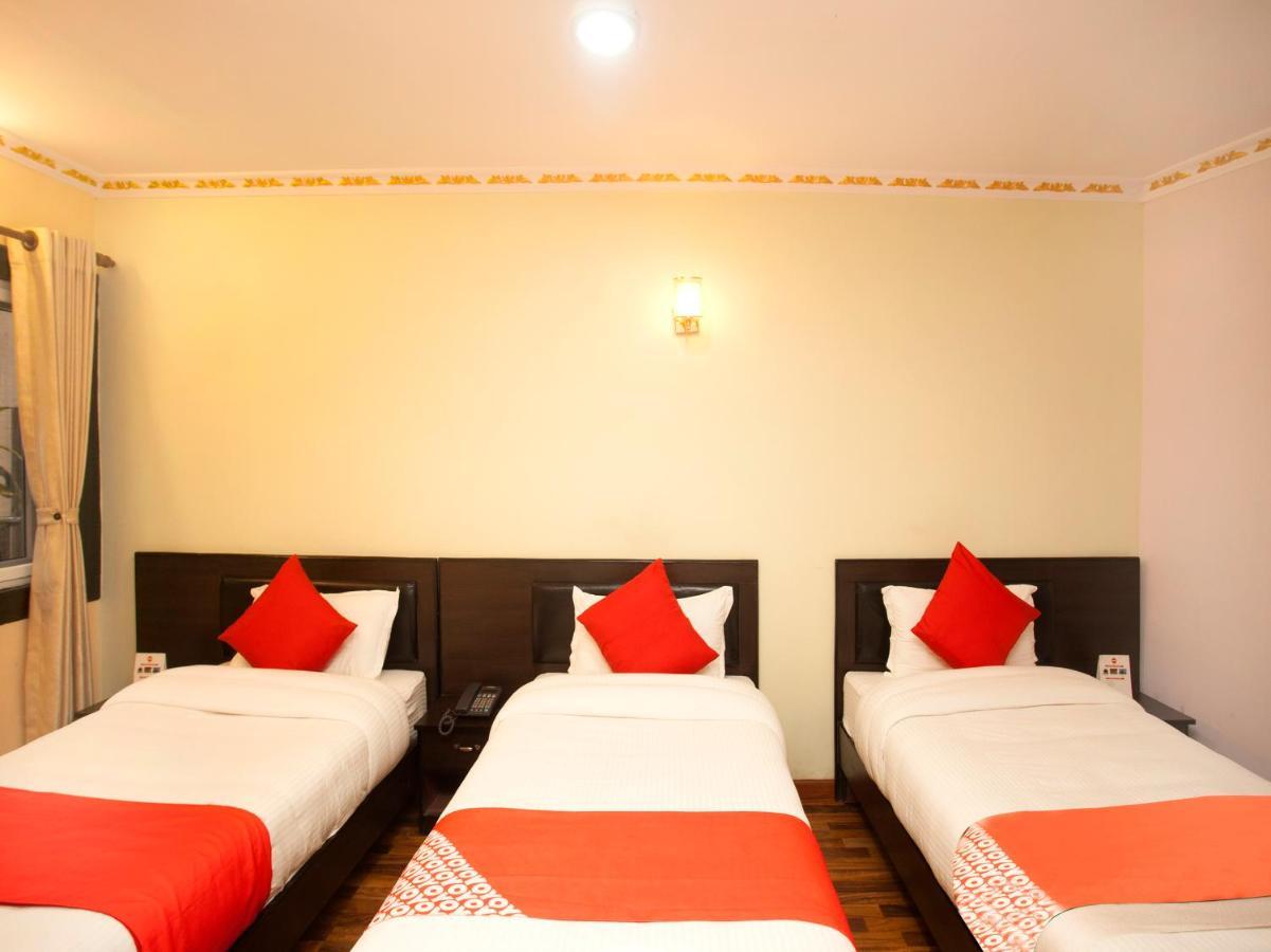 Hotel Blackstone 2*