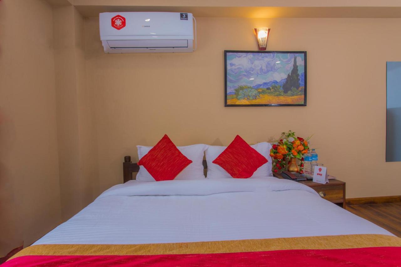 Hotel Oyo 206 Mount View Homes 3*