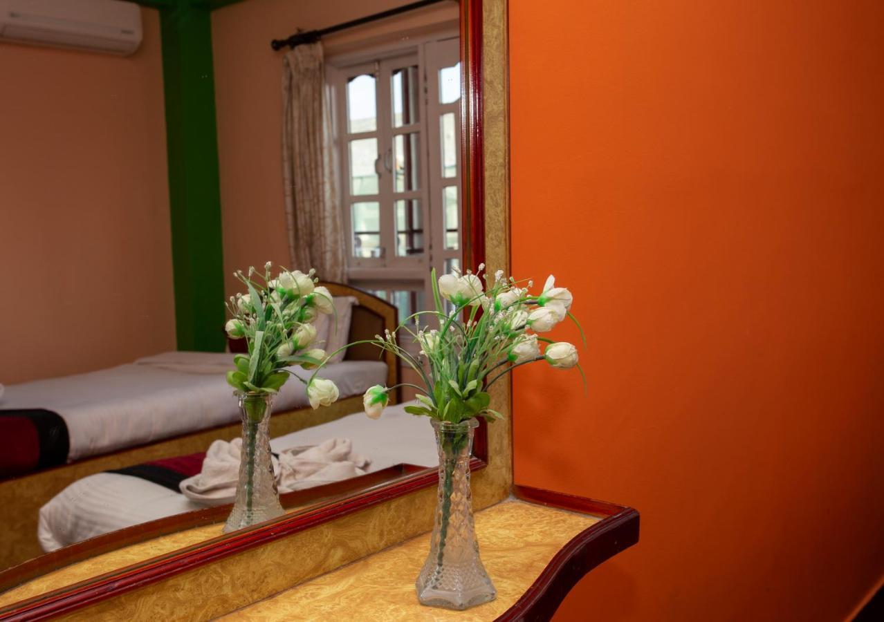 Hotel Happy Or Mudkhu Durbar Kathmandu
