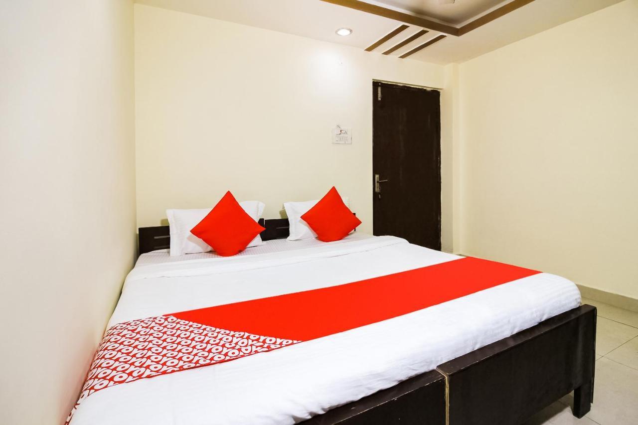 Hotel Oyo 786 Shree Guru Annex 3*