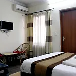 Alpine Hotel & Apartment