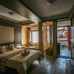 Hotel Yala Peak