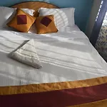 Kings Land Hotel