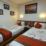 Hotel Himalayan Oasis