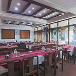 Hotel Crown Plaza