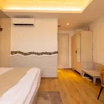 Arushi Boutique Hotel