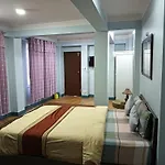 Hotel Pristine