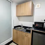 Srk Service Apartment And Hotel