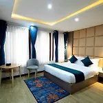 Srk Service Apartment And Hotel