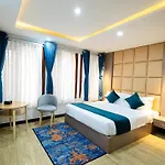 Srk Service Apartment And Hotel