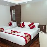 Kusum Airport Hotel