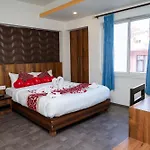 Hotel Next Home