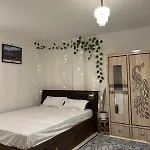 Cozy Room With Stunning Nightview Rooftop!
