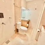 Hotel Bayberry Kathmandu - Near Tribhuvan International Airport