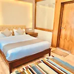 Hotel Bayberry Kathmandu - Near Tribhuvan International Airport