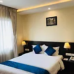 Kaveri Inn