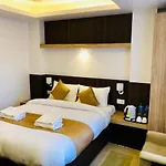 The Milestone Hotel & Spa