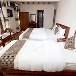 Hotel Holiday House Kathmandu