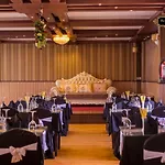Royal Empire Boutique Hotel