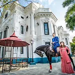 Royal Empire Boutique Hotel