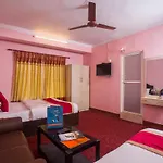 Oyo 161 Ram Janaki Hotel