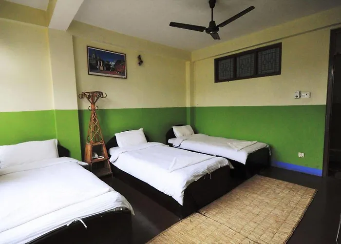 Metro Eco Hotel
