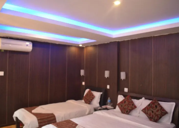 Traveler\'S Holiday Inn
