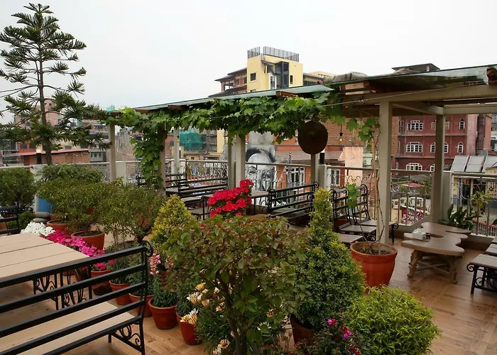 Hotel Himalayan Oasis