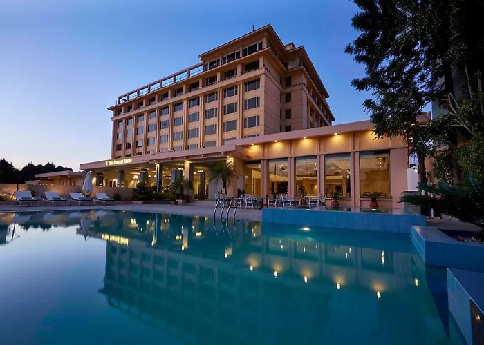 The Everest Hotel