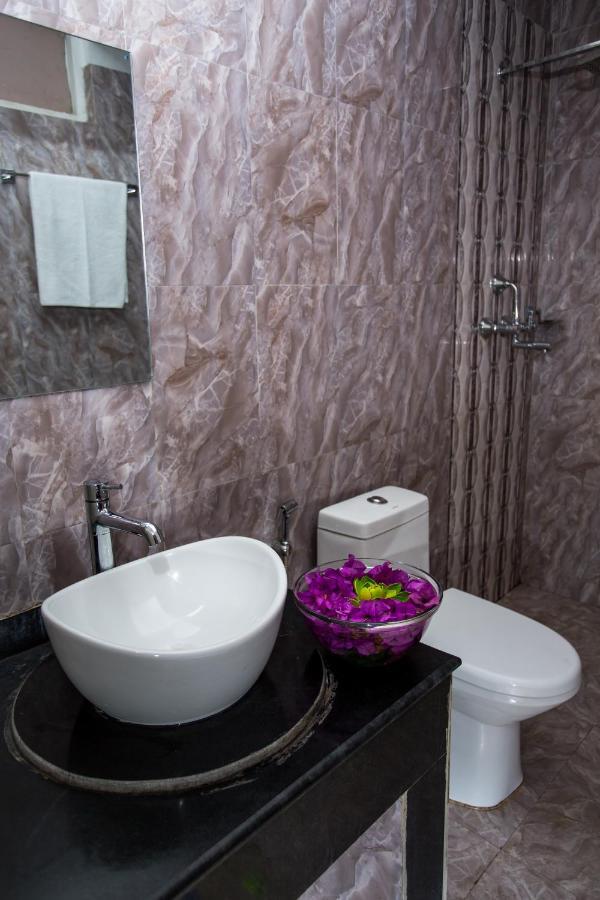 Crown Plaza Hotel 3*