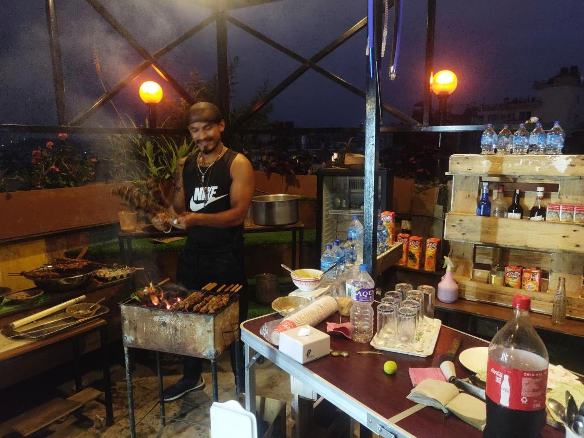 Yog Hostel- Rooftop Yoga & Backpacker Social In Thamel, Kathamndu Asrama Kathmandu