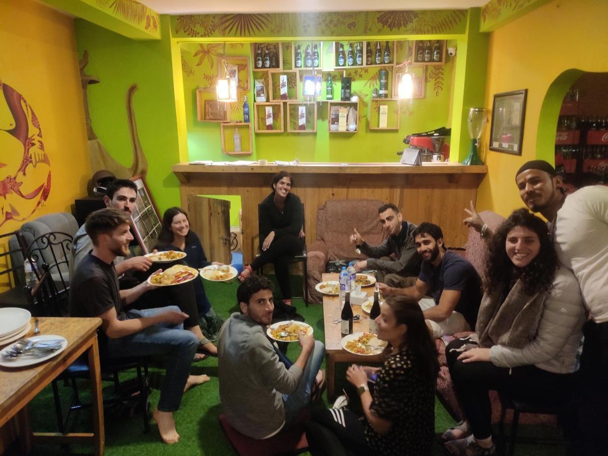 Yog Hostel- Rooftop Yoga & Backpacker Social In Thamel, Kathamndu Asrama