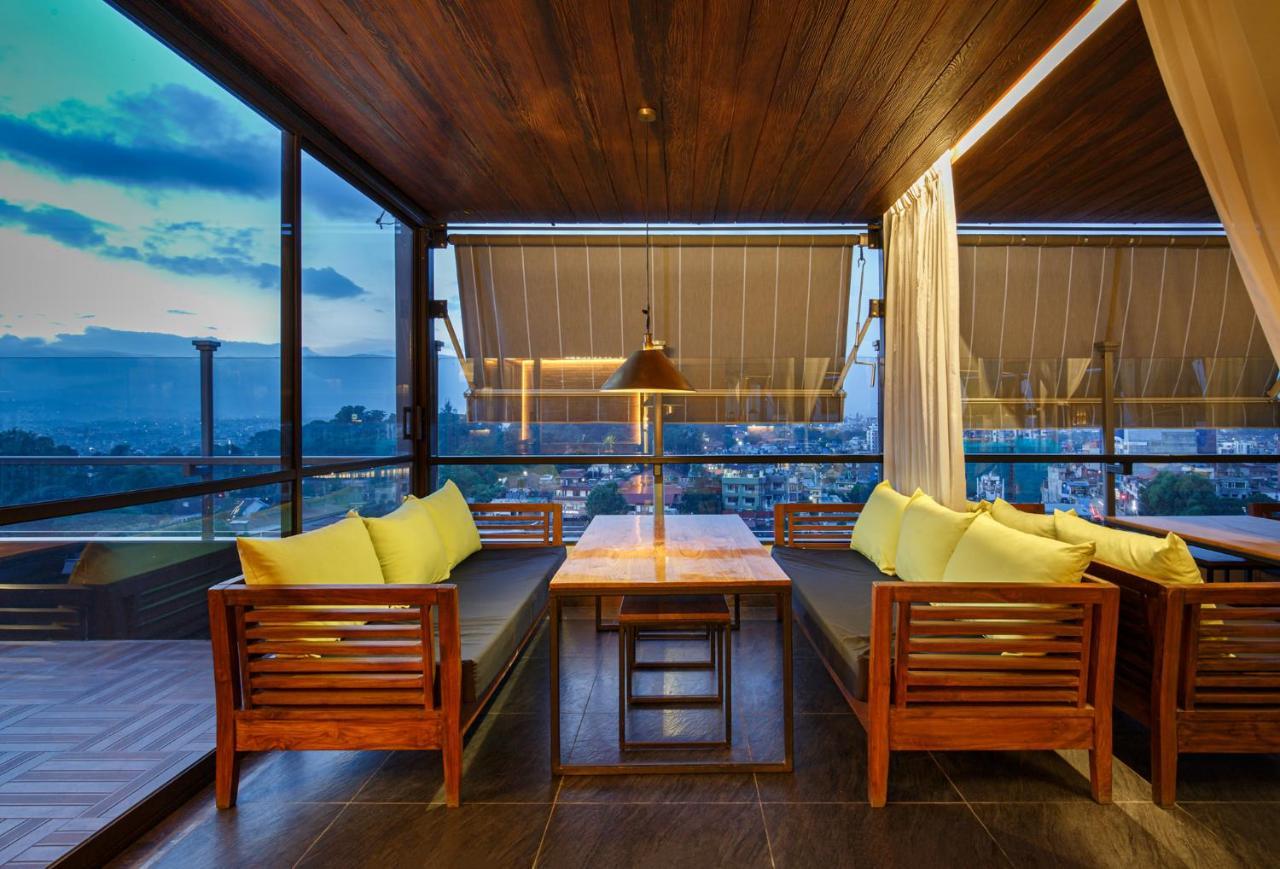 Ambassador By Ace Hotel 4*