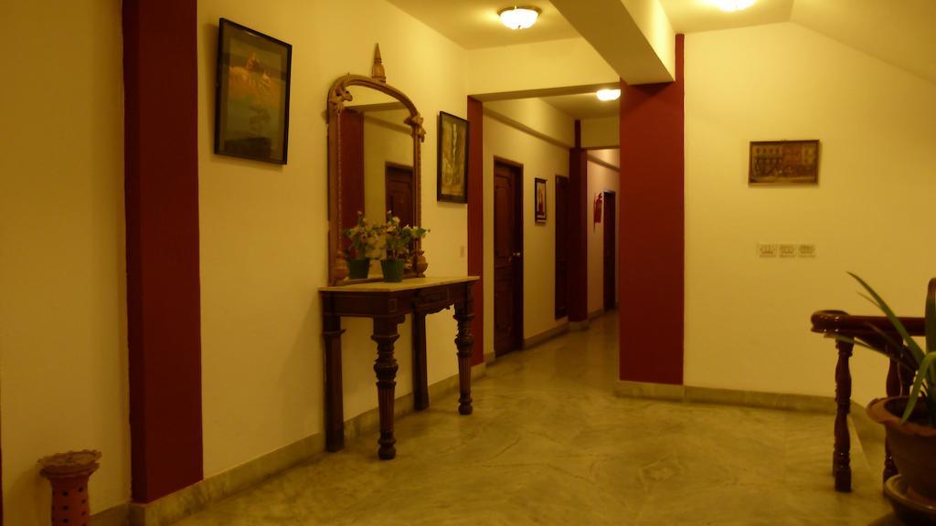 Hotel Lion 2*