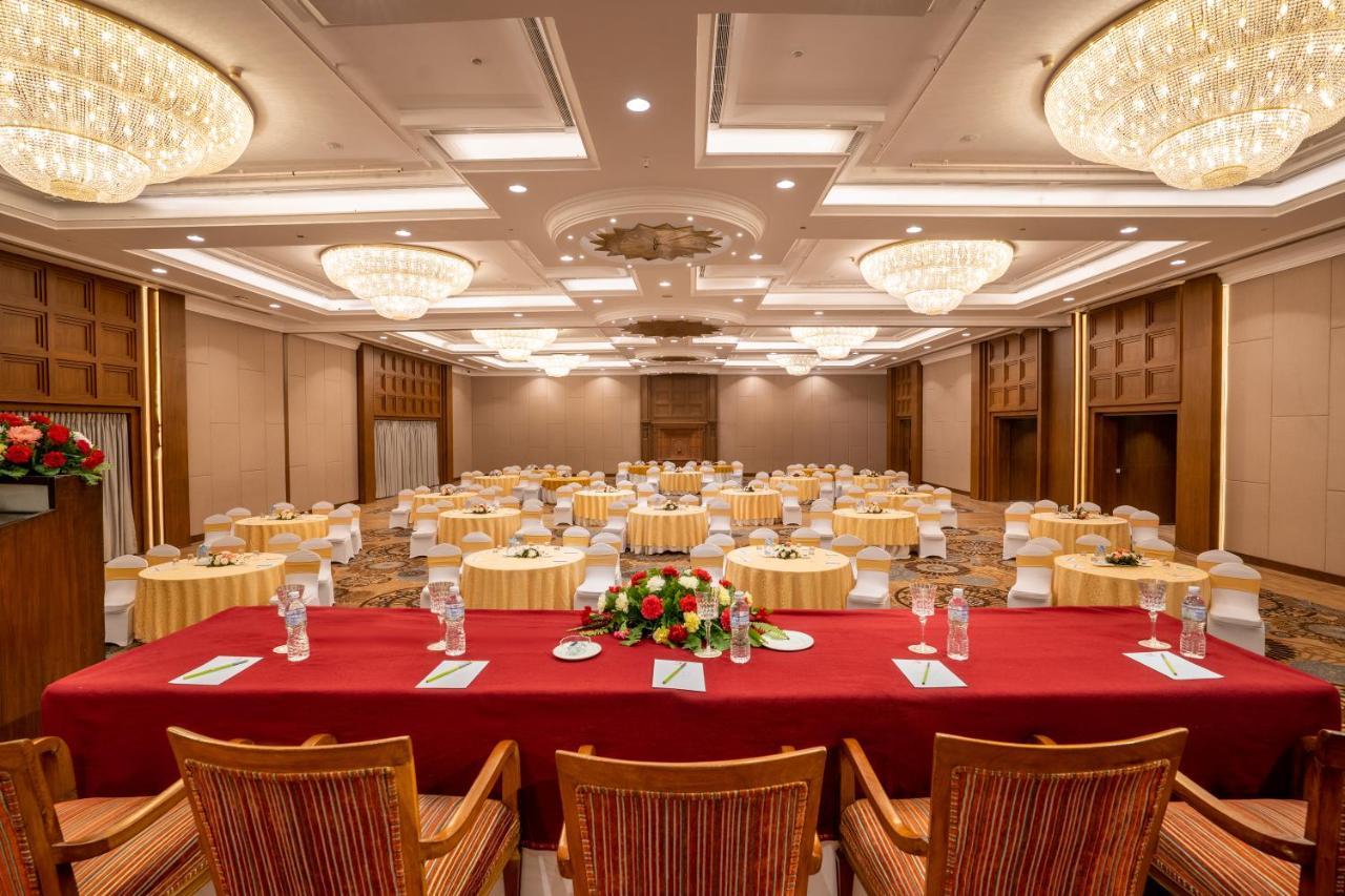 The Soaltee Kathmandu, Autograph Collection 5*