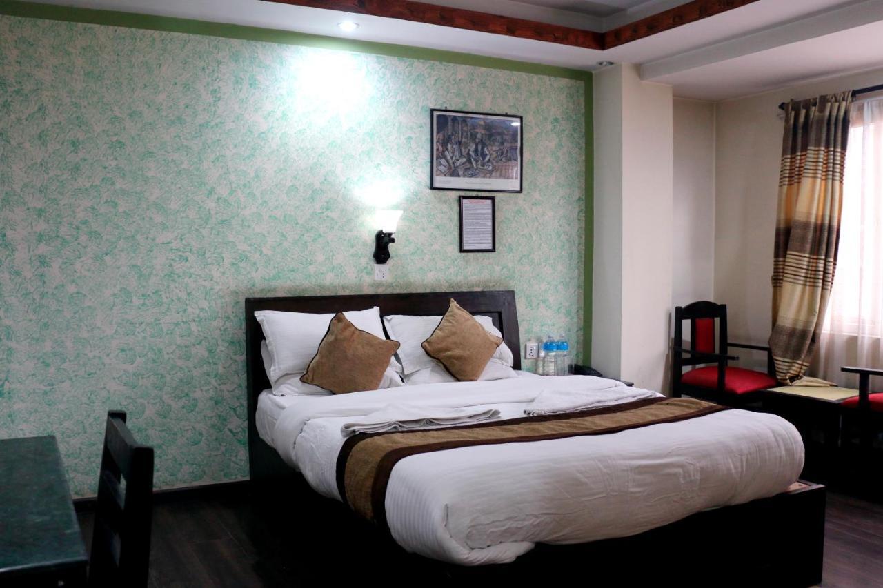 Hotel Alpine &