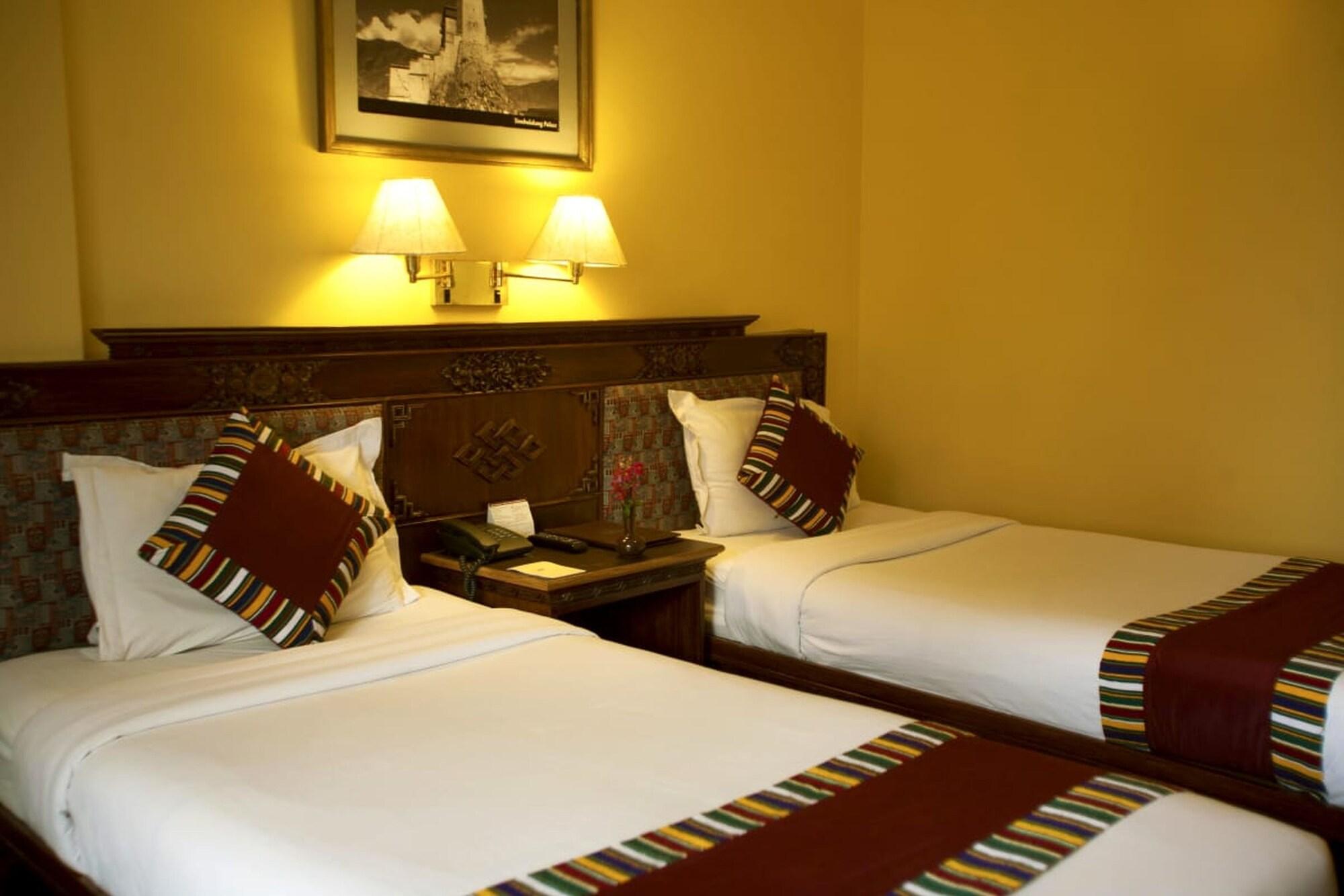 Hotel Tibet 4*