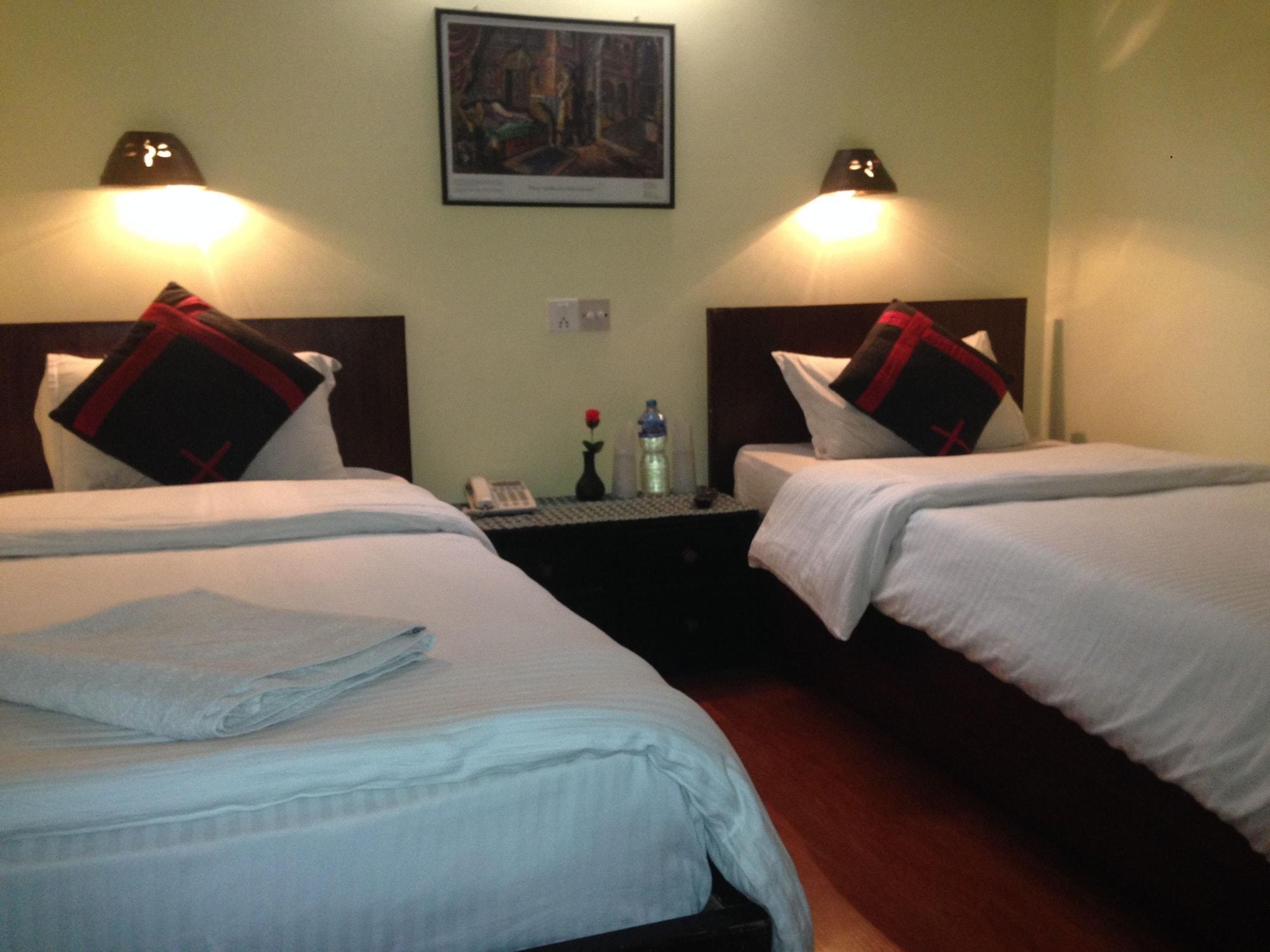 Buddha Land Hotel 2*